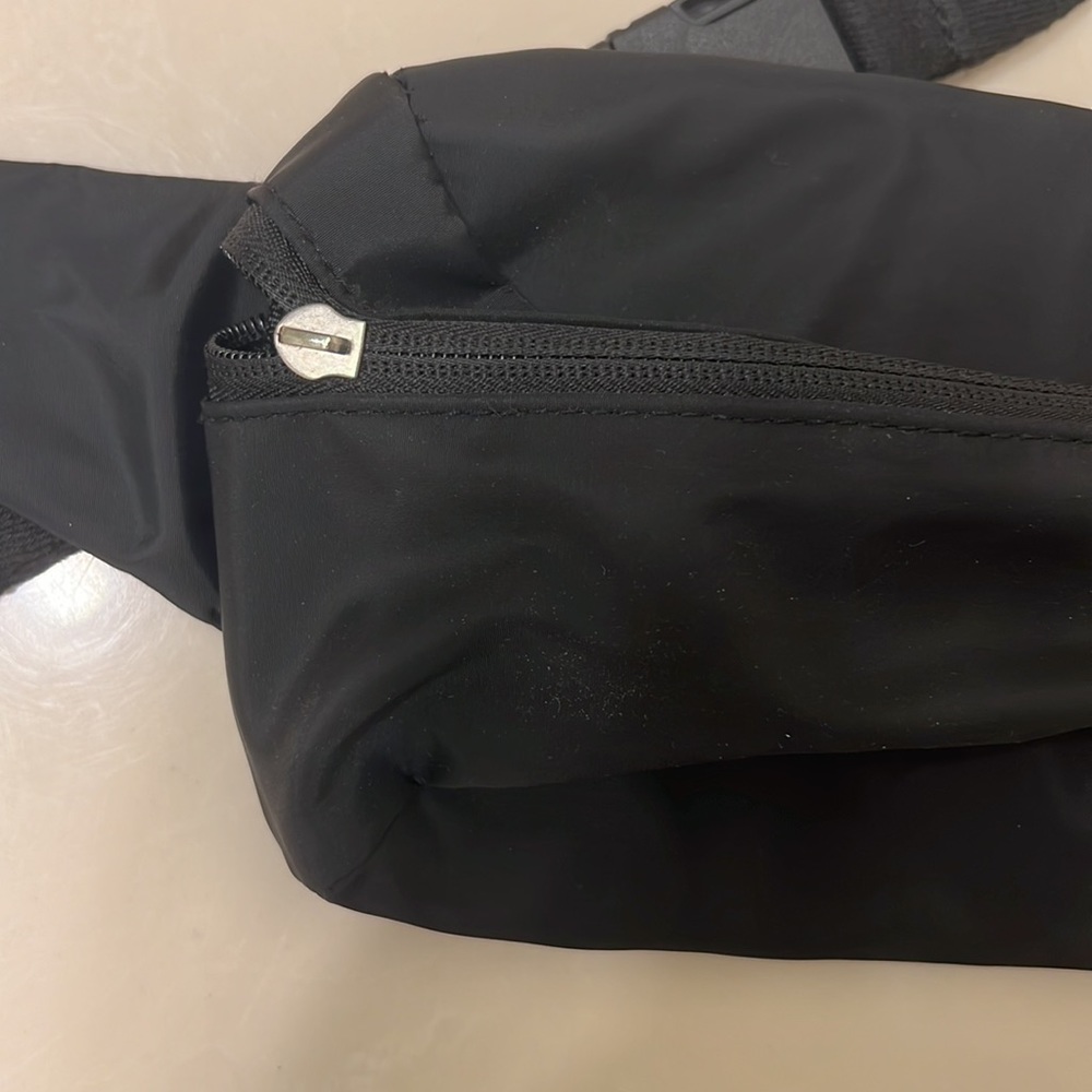 Robin Ruth Fanny Pack - Picture 2 of 5